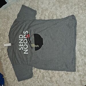 NWT Men's gray noodles T-shirt (large)